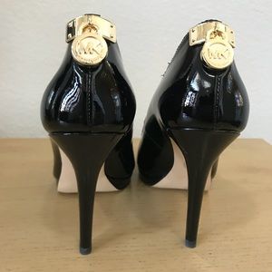 Michael kors heels
